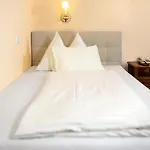 Vergeiner's Traube Szálloda 4*
