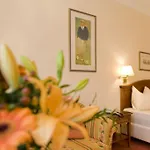 Vergeiner's Traube Hotel 4*