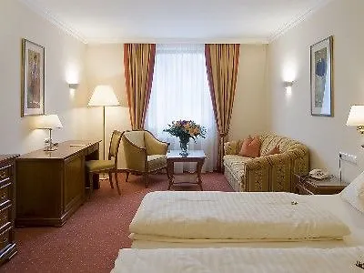 Vergeiner's Traube فندق لينز