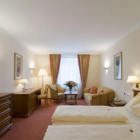 호텔 Vergeiner's Traube 4*